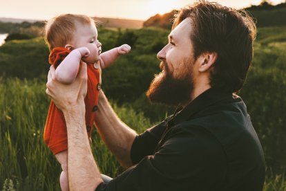 Un estudio publicado en Nature concluye que la paternidad provoca cambios neurológicos relacionados con el apego, la empatía y el cuidado del hijo.