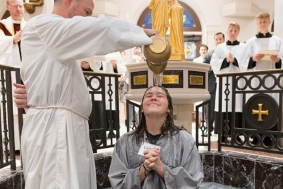 Después del bautismo o el retorno de un adulto a la Iglesia, falta una acogida con formación, fecha de inicio y final, el discipulado