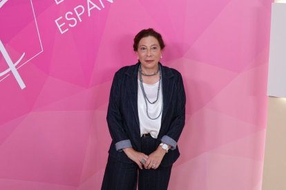 Mª Carmen Ramírez Moreno ha sido nombrada a fecha de 1 de octubre la nueva directora de la Oficina de Información de la CEE.