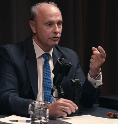 Tras el éxito de 'Nuevas evidencias científicas de la existencia de Dios', José Carlos González-Hurtado acaba de publicar 'Las evidencias de que Jesús es Dios' (Roca).