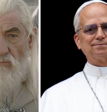 El actor Ian McKellen interpreta a Gandalf el Blanco en El Retorno del Rey... y el Papa también es un maestro de blanco