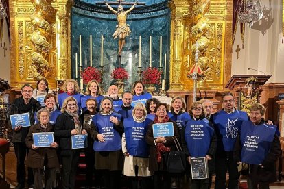 Voluntarios de las campañas de 40 Días por la Vida en Sevilla.