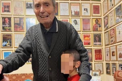 Vittorio Messori con su ahijado Pablo