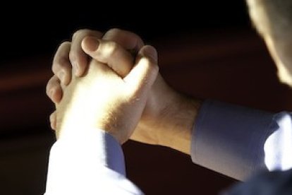 La oración es siempre el remedio más eficaz contra las tentaciones.