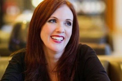 Jennifer Fulwiler es una comunicadora alegre e inteligente... y conversa al catolicismo desde el ateísmo
