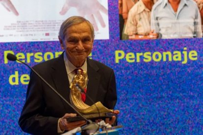 Andrés Garrigó, de Goya Producciones, recibe por su trayectoria uno de los premios de Cinemanet en la gala de 2025