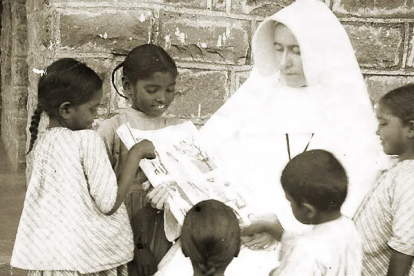 Glowrey se licenció en Medicina en 1910.