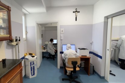 Las instalaciones del centro médico que atiende a los más pobres.