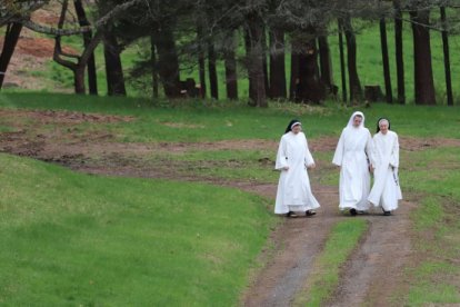 El monasterio mantiene un horario espiritualmente riguroso.