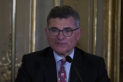 José de la Puente, presidente de la Academia Historia del Perú, durante su participación en el encuentro Encuentro 