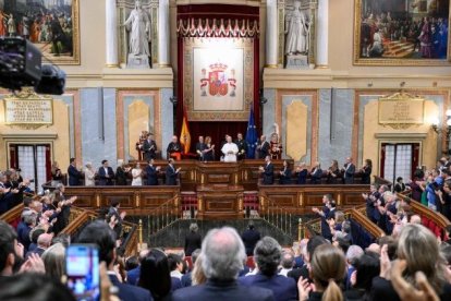 León XIV habla en el Congreso de los Diputados en Madrid, un discurso de doctrina social y desarrollo humano