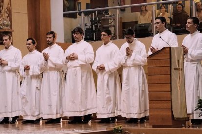 Cinco seminaristas de la Diócesis de Getafe junto a otros tres de los Hermanos del Amor Misericordioso.