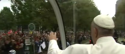 El viaje de Francisco en 2015 a Filadelfia, donde era entonces arzobispos Charles Chaput, fue un rotundo éxito, con cientos de miles de personas en las calles y estadios para el Encuentro Mundial de las Familias.