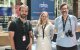 De izquierda a derecha, Juan Cadarso, Matilde Latorre y Pablo J. Ginés, de ReligionEnLibertad, en el Centro de Prensa que desde Madrid cubre la visita de León XIV