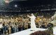 San Juan Pablo II fue recibido de forma multitudinaria en las cinco ocasiones en las que visitó España. En todas ellas tuvo unas palabras para ensalzar y agradecer la labor evangelizadora de España en América.