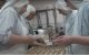 Las ex religiosas de Belorado preparando dulces