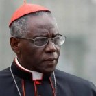 El Cardenal Robert Sarah expone en "Para la eternidad" las causas de la crisis sacerdotal contemporánea y aventura la única forma de solventarla: "El seguimiento radical del Evangelio".