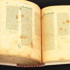 Edición facsímil del Codex Vaticanus, una de las copias manuscritas completas de la Biblia más antiguas que se conservan.