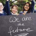 "Me interesa el futuro porque es el sitio donde voy a pasar el resto de mi vida".Woody Allen.