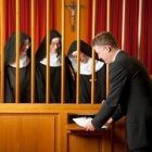 Las benedictinas y Universal Music firman el contrato