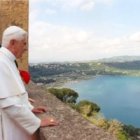 Benedicto XVI en la residencia pontificia de Castel Gandolfo