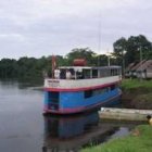 Lancha Granada en la amazonía peruana