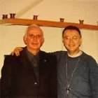 A la derecha, monseñor Eccel.