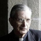 El astrofísico y jesuita Manuel Carreira