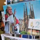 Souvenirs con ocasión de la visita del Papa a Barcelona