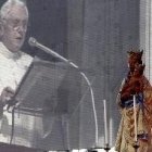 Imagen del Papa en la Plaza de Colón