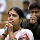 Unos fieles católicos de la India