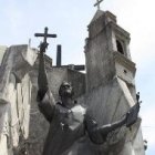 Monumento de Pedro Calungsod en Plaza Colón