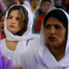 Católicas orientales en misa