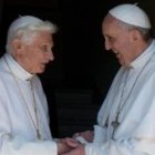 Benedicto XVI y Francisco
