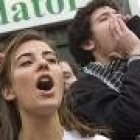 Manifestación ante clínica Dator