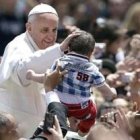 El Papa habla de matrimonio e hijos