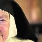 Sor Teresita ha visto ya 10 Papas