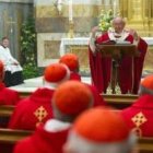 Misa por San Jorge, santo del Papa, última gran reunión con cardenales