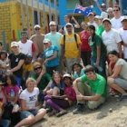 Jóvenes australianos van a la JMJ pasando por Pamplona Alta, Perú