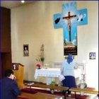 La única capilla no militar... en la embajada.