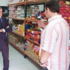 Muchas familias reciben ayuda de las despensas parroquiales, las de Cáritas y las de otras entidades cristianas