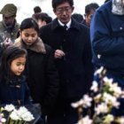 En un funeral japonés cada invitado quema incienso, pero los cristianos evitan este gesto...