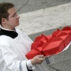 El reparto de birretas cardenalicias es para servir a la Iglesia, no a vanidades mundanas