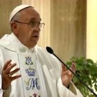 La oración confiada Dios siempre la escucha, recuerda el Papa.