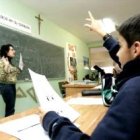 En España hay muchos trucos y trabas para impedir que los padres puedan elegir religión en el colegio