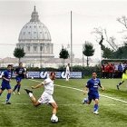 La Clericus Cup se juega en un campo asomado a San Pedro.