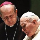 El cardenal Dziwisz, secretario personal de Juan Pablo II durante años y ahora arzobispo de Cracovia, es uno de los grandes impulsores de su canonización.