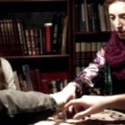 Escena de la película española de terror Sesión 1.16, centrada en la seducción del espiritismo y el esoterismo