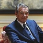 Joaquín Navarro-Valls, laico y español, dio cara y voz a los comunicados del Vaticano durante 22 años