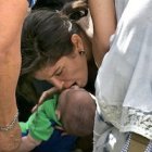 Pamela veía morir a su sobrino y no paró hasta salvarlo.